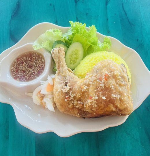 Đặc biệt gà góc tư